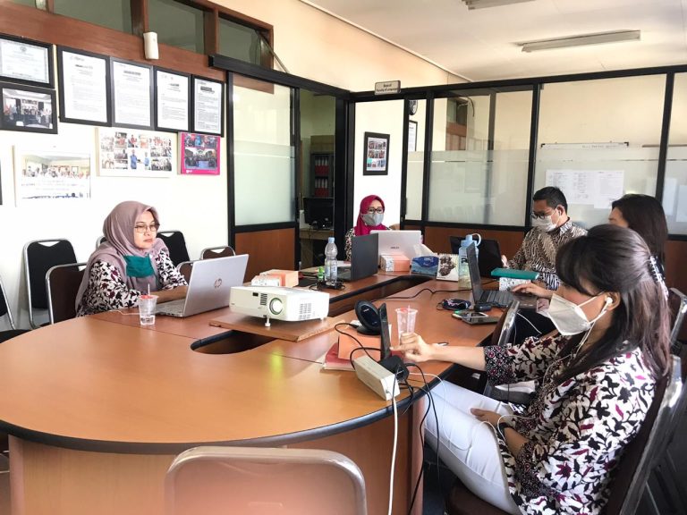 Rapat Rutin Bulanan Fakultas Bahasa Bulan September 2020